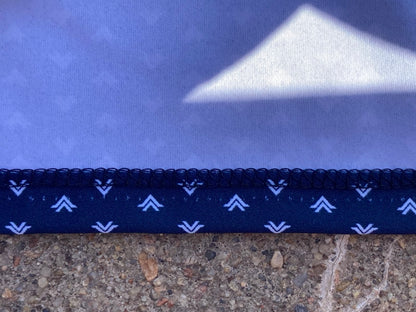 High-waisted Swim Skirt in Navy Arrow Print