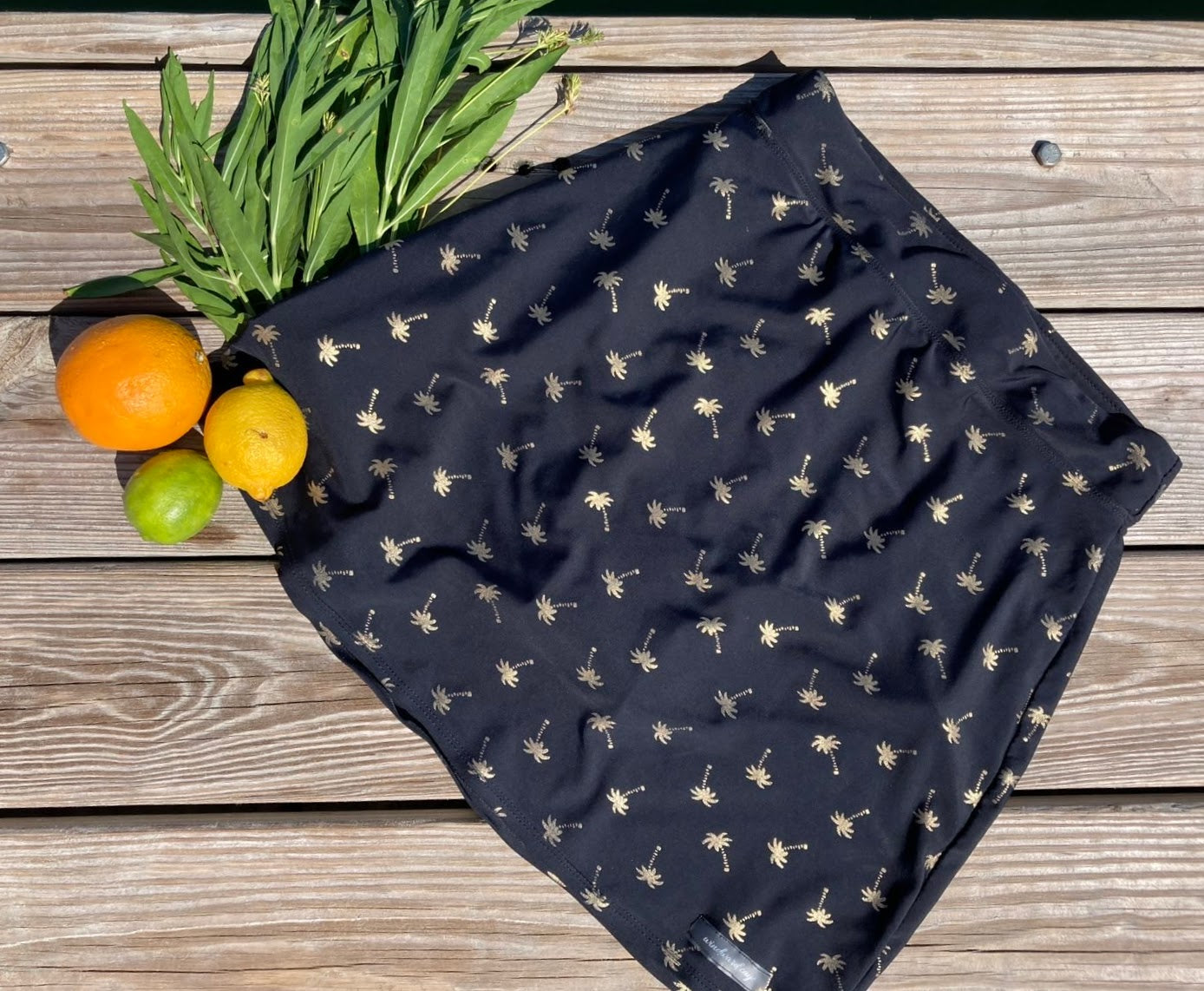 High-waisted Swim Skirt in Black Palm Print